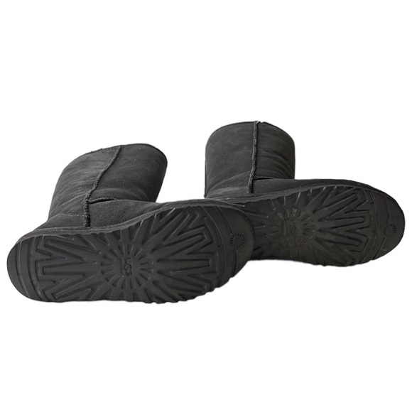 UGG Australia Classic Tall Boots, Black, size 6 - Picture 10 of 11